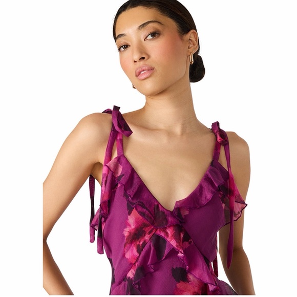 NWT Women’s Steve Madden Adalina V-Neck Midi Dress - Picture 2 of 7